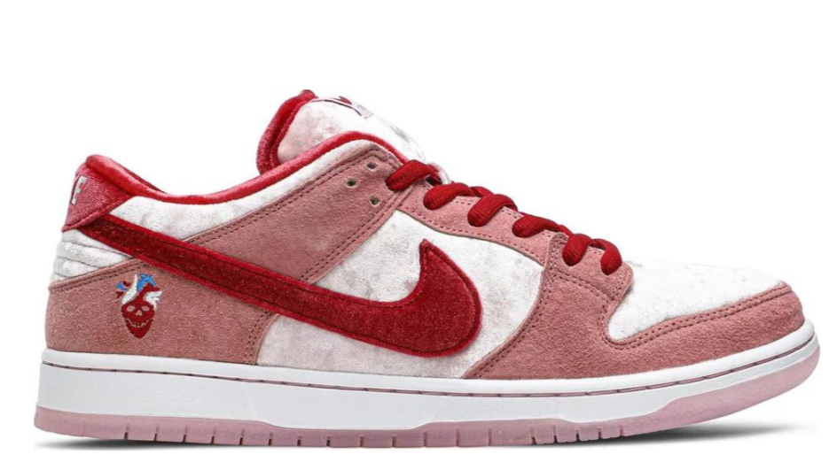 Dunk Low SB x StrangeLove Valentine's Day